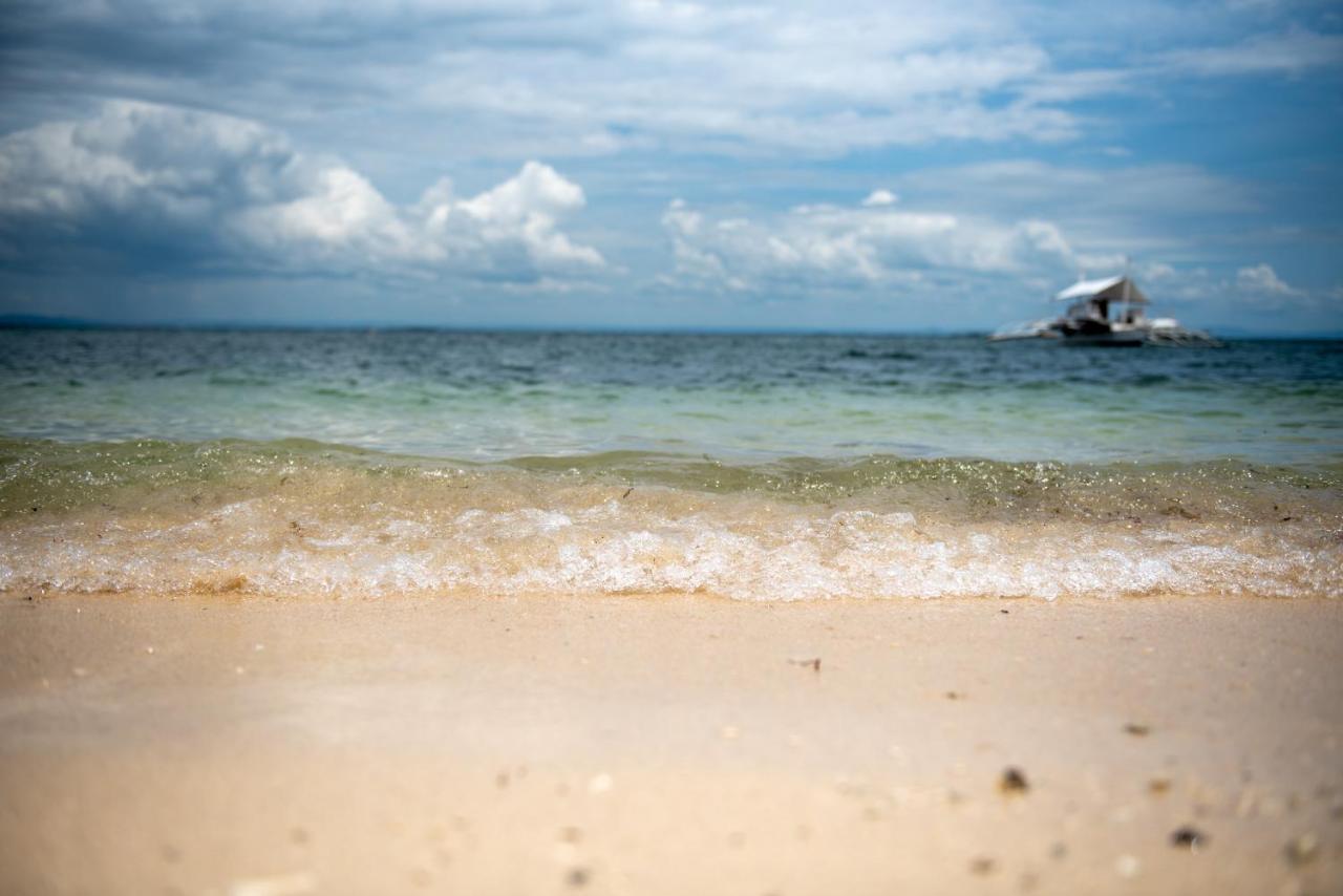 Sugarsea Inn & Dive Shop Lapu-Lapu City Bagian luar foto